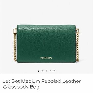 NWT | Jet Set Medium Pebbled Leather Crossbody Bag